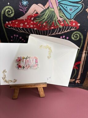 Floral "MOM" Mother’s Day Post Card with Envelope